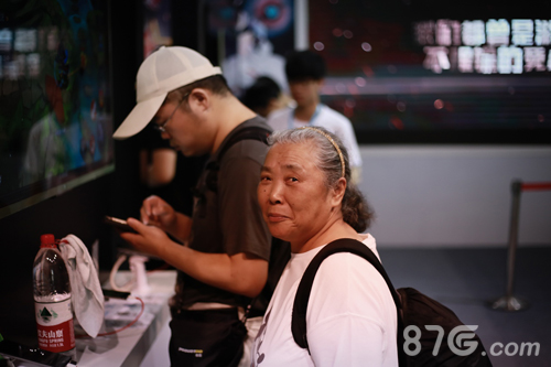 70岁母子参加ChinaJoy